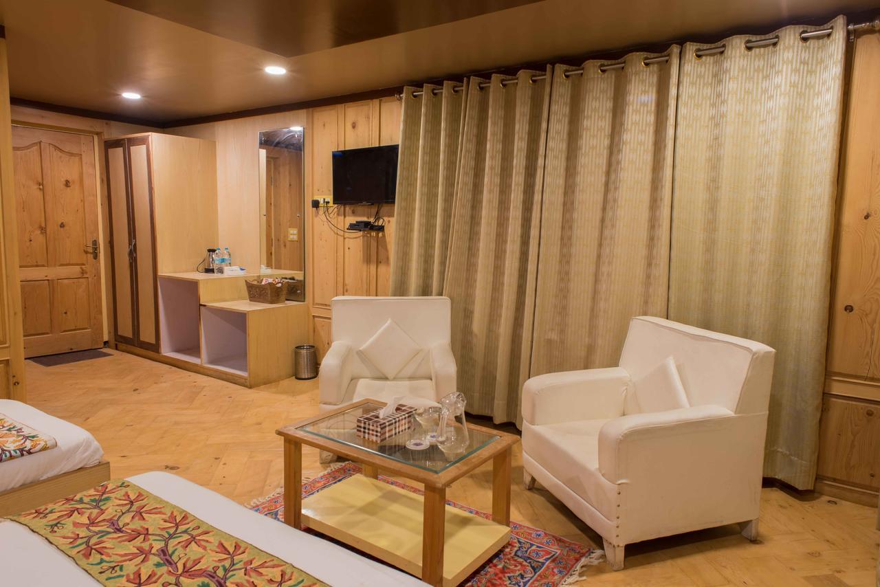 Hotel Imperial Resorts Sonāmarg Dış mekan fotoğraf